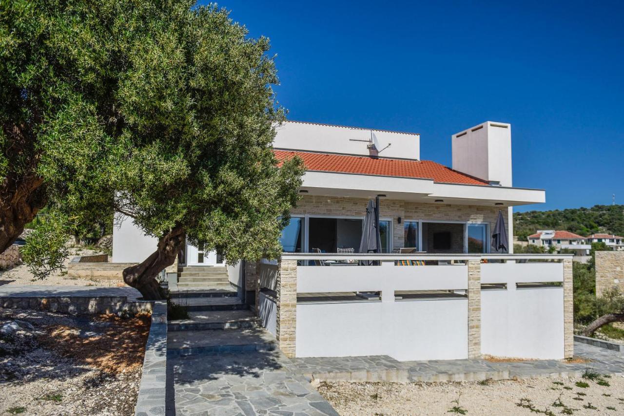 Moderner Bungalow Mit Meerblick Lun  Zewnętrze zdjęcie