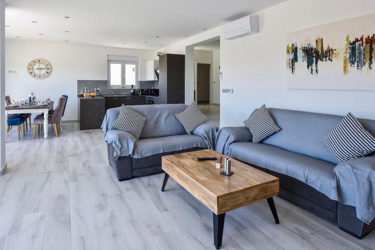 Moderner Bungalow Mit Meerblick Lun  Zewnętrze zdjęcie