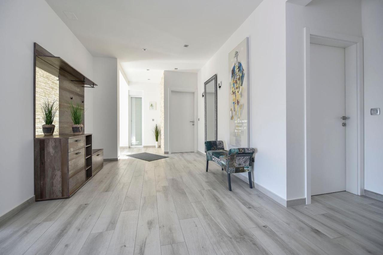 Moderner Bungalow Mit Meerblick Lun  Zewnętrze zdjęcie