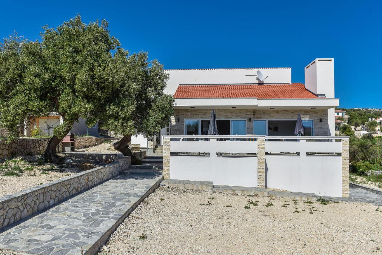 Moderner Bungalow Mit Meerblick Lun  Zewnętrze zdjęcie