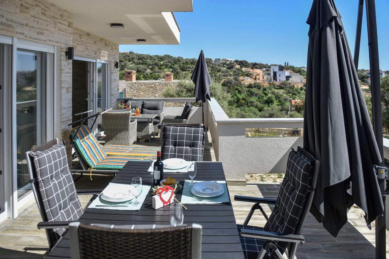 Moderner Bungalow Mit Meerblick Lun  Zewnętrze zdjęcie