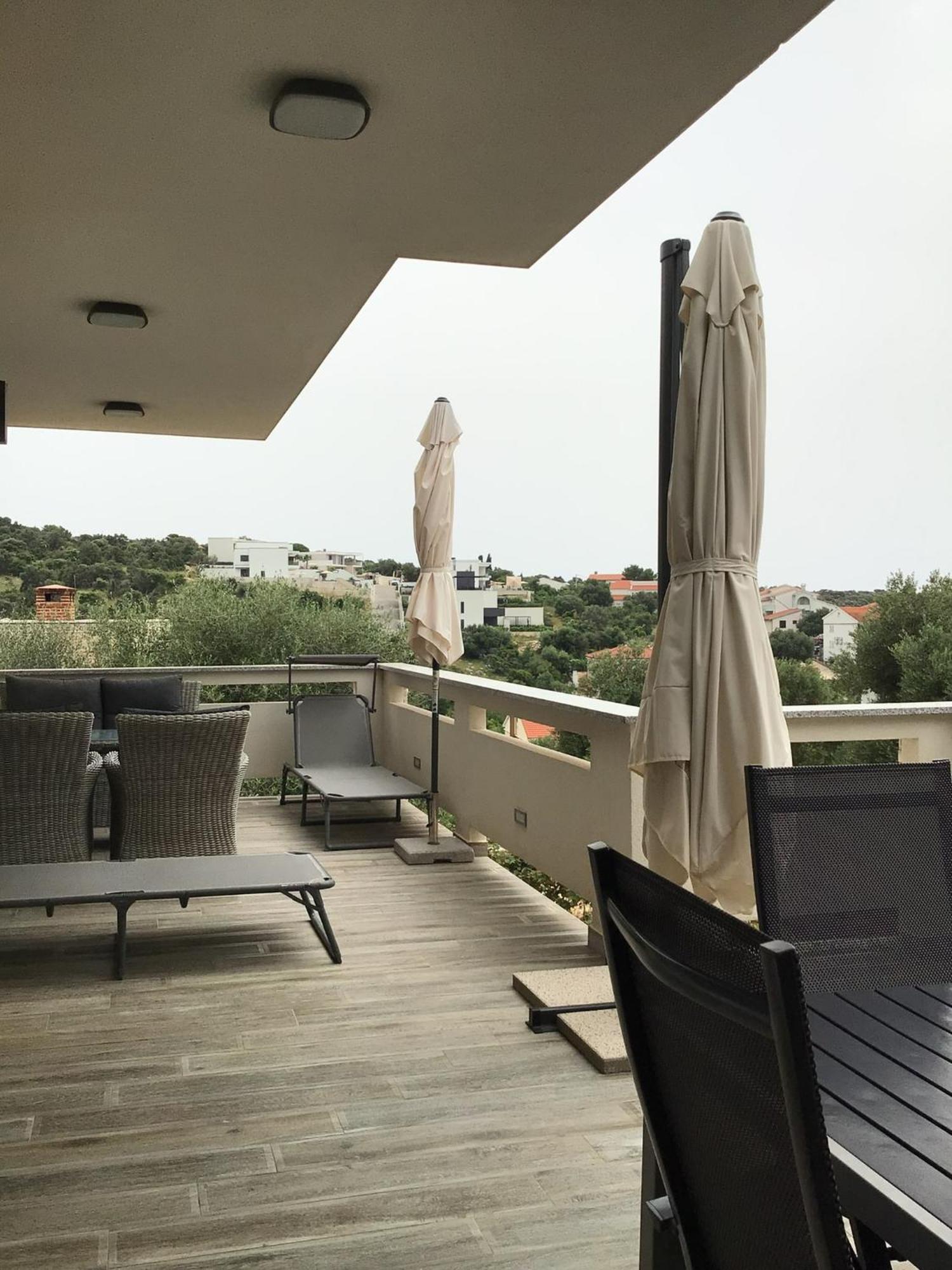 Moderner Bungalow Mit Meerblick Lun  Zewnętrze zdjęcie